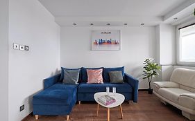 Cozy And Bright-City Center-Zgod13